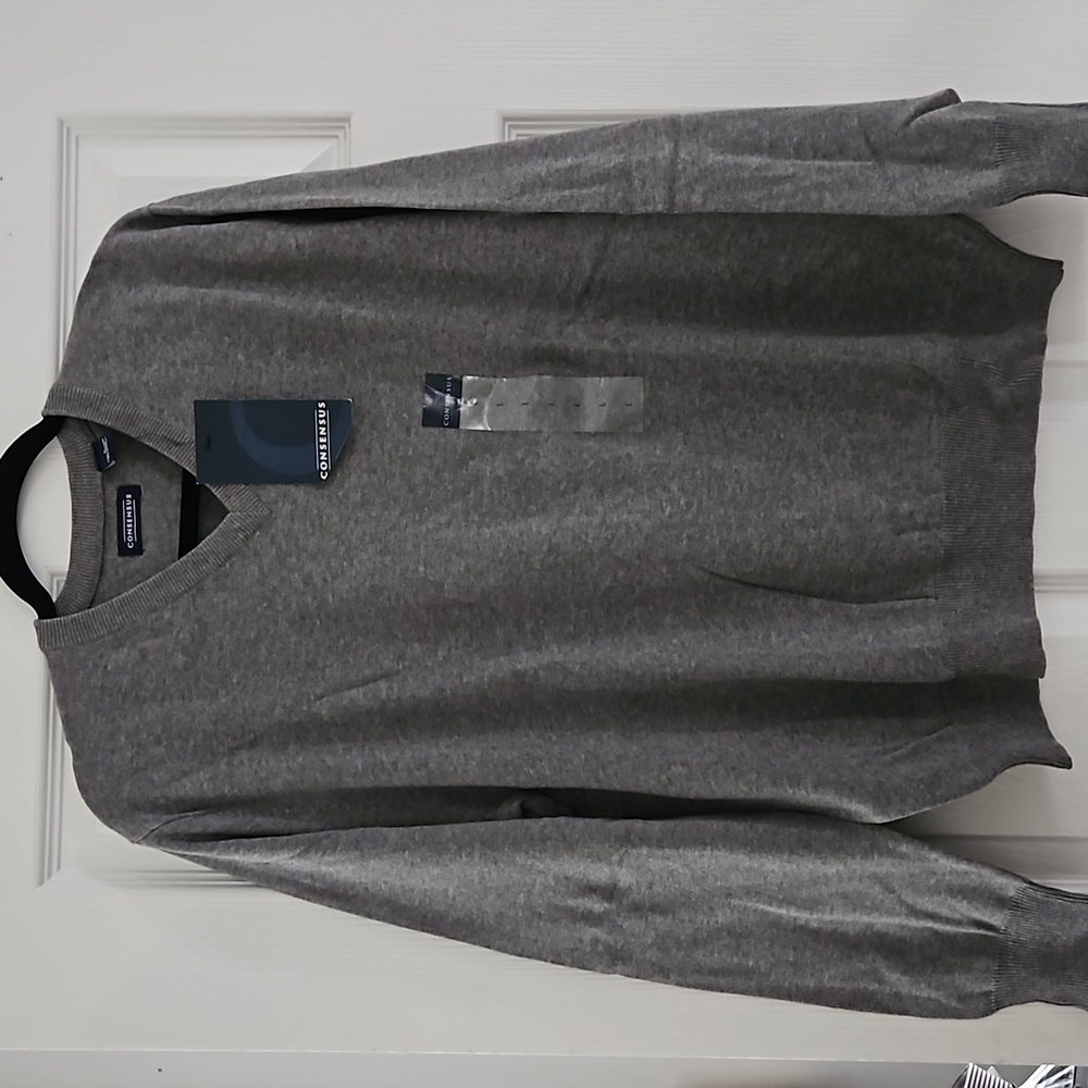 NEW. CONSENSUS, MEN'S SWEATER